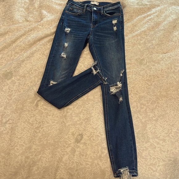 Alter’d State ripped medium wash skinny jeans SIZE 26 - Picture 1 of 1